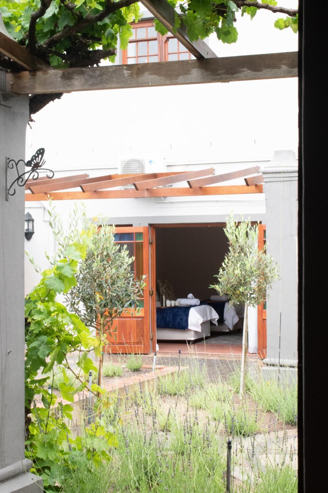 Olive Tree Lodge Парл Экстерьер фото