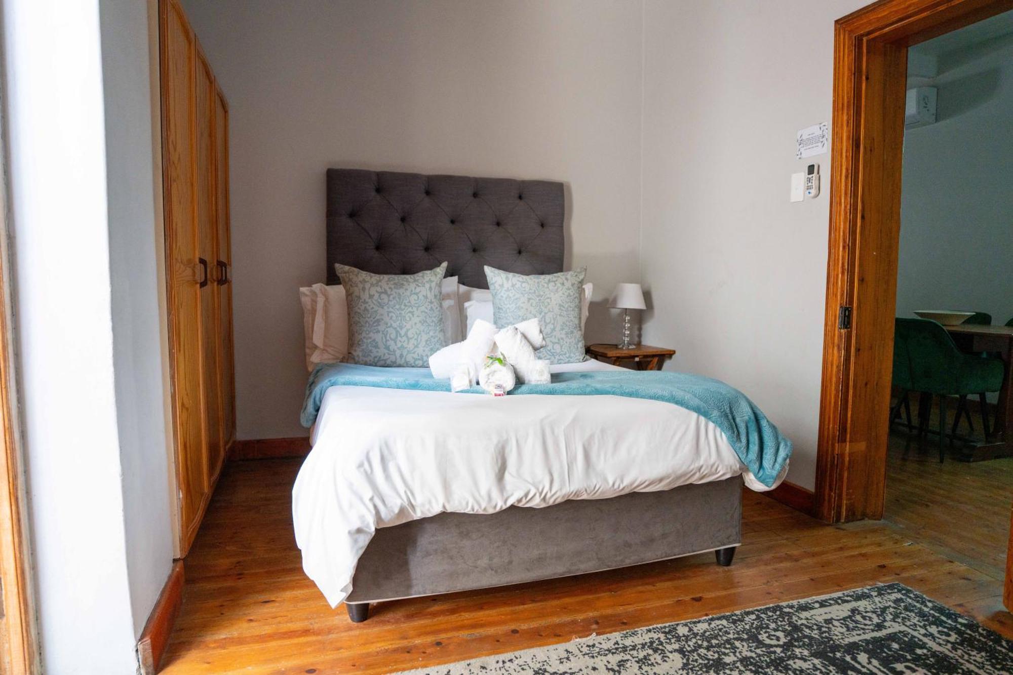 Olive Tree Lodge Парл Экстерьер фото