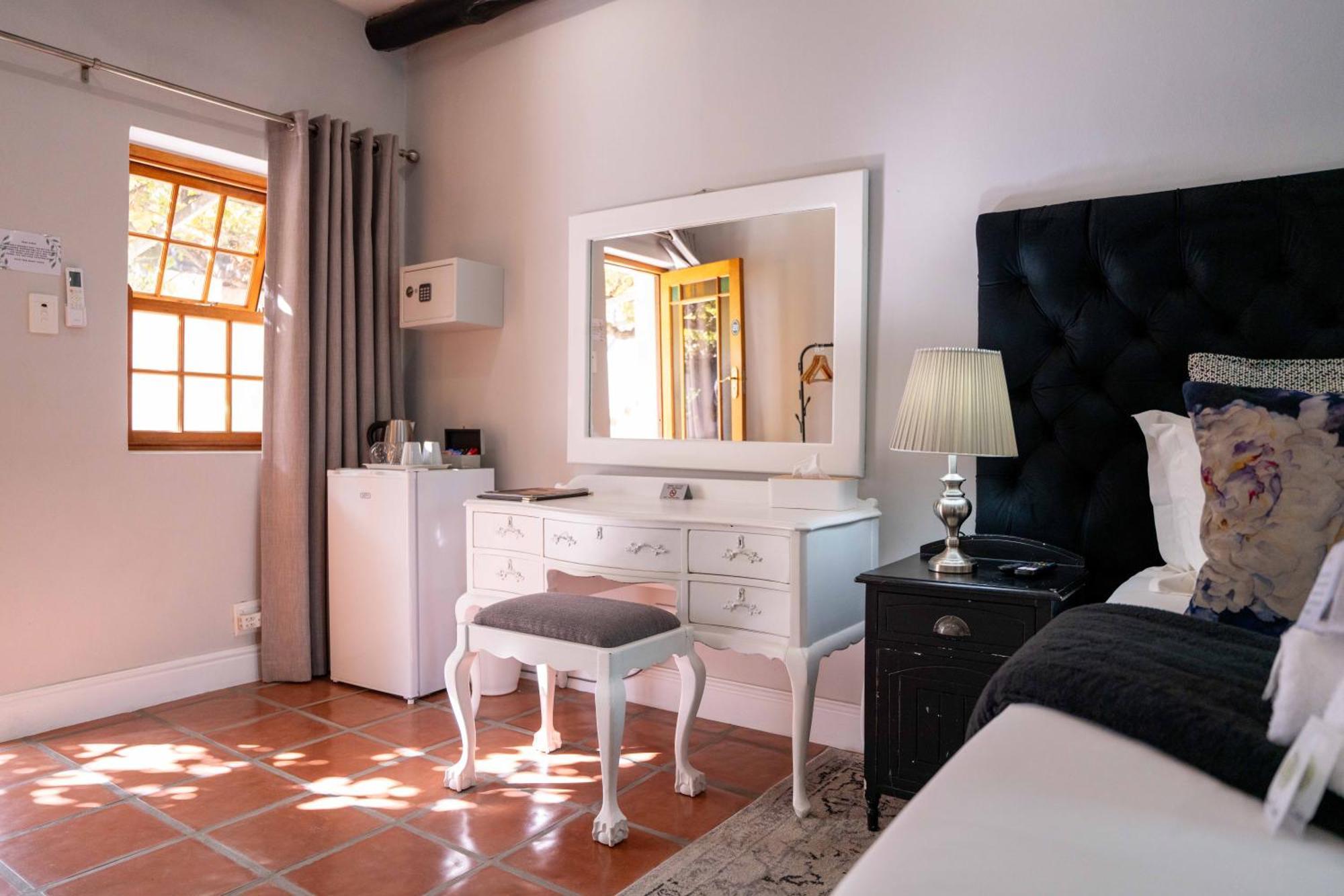 Olive Tree Lodge Парл Экстерьер фото